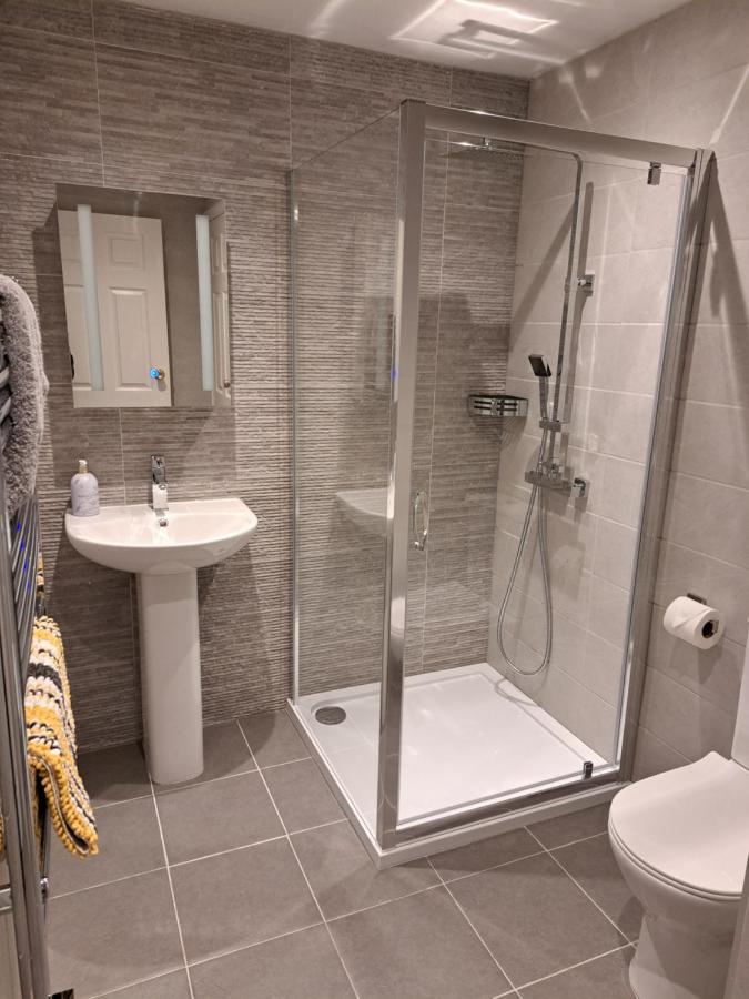 1 Chatsworth Riverscape Apartments - Riverview Apartment In Great Location With Free Parking Overlooking The Gannel Just A Short Walk From Newquays Incredible Beaches And Local Amenities New Quay Kültér fotó